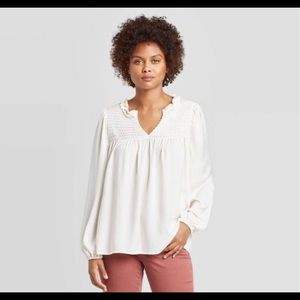Knox Rose | NEW Long  puff sleeve Vneck top Sz M